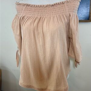 Vanilla Star Off-Shoulder Blouse in Soft Peach